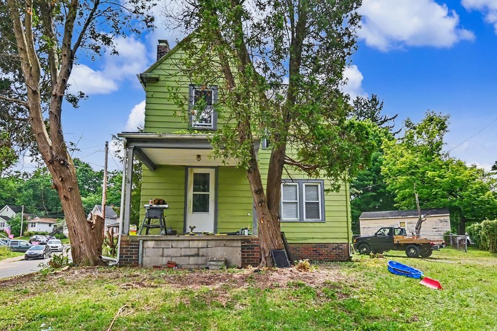 221 Penn Avenue, Mansfield, OH 44906 Main Photo