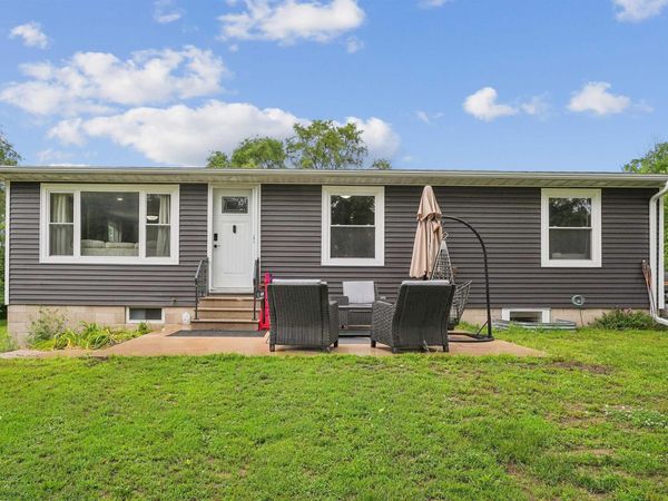427 Maple Street, Janesville, IA 50647