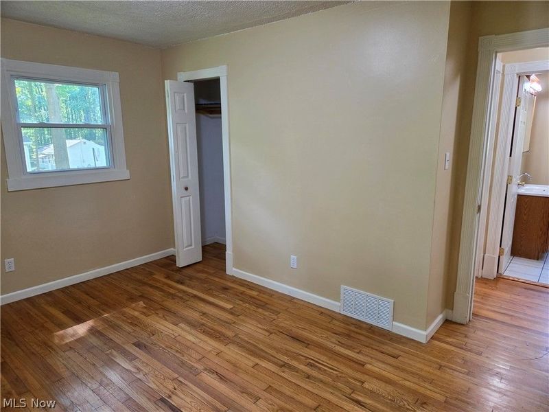 10024 Cummins Lane, Deerfield, OH 44411 Photo 14