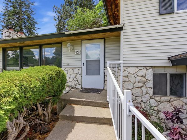 806 S Adams Rd, Spokane Valley, WA 99037