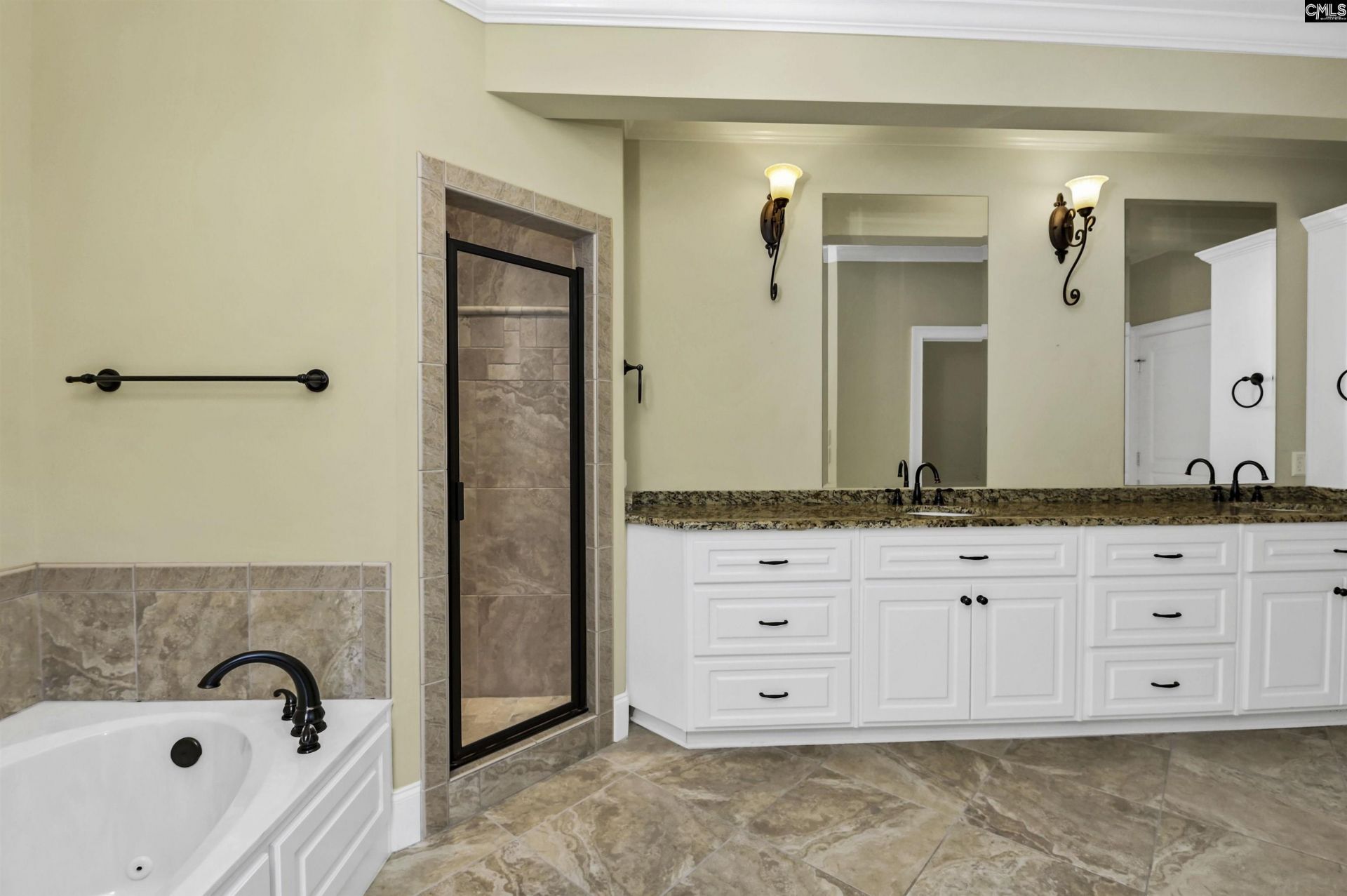 101 Brookwood Forest Drive  Photo 32