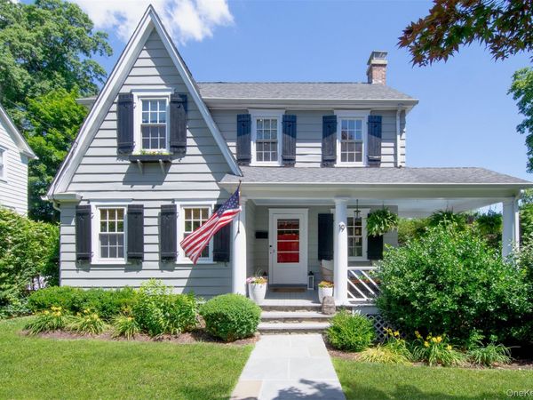 19 Bayberry Street, Bronxville, NY 10708