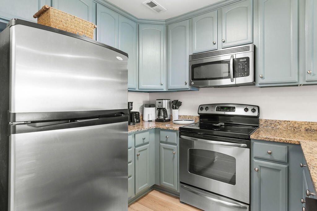 2123 Landfall Way Photo 21