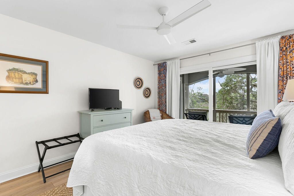 2123 Landfall Way Photo 23