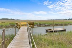 2123 Landfall Way photo 4