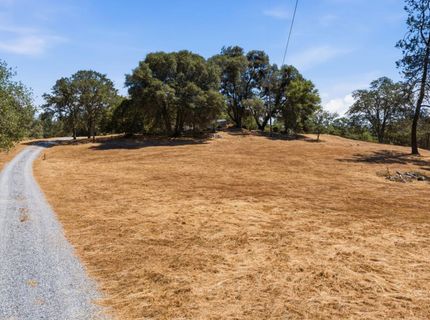 3071 Springhill Rd, Somerset, CA 95684 Photo