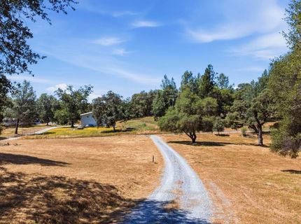 3071 Springhill Rd, Somerset, CA 95684 Photo