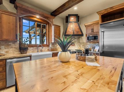7330 Perry Creek Rd, Somerset, CA 95684 Photo