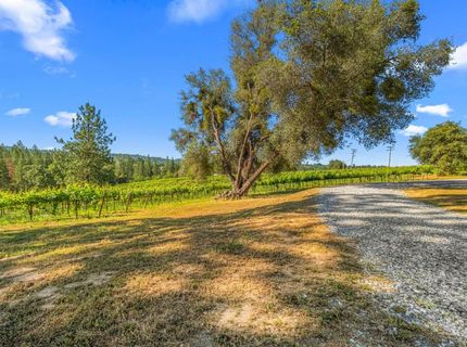 7330 Perry Creek Rd, Somerset, CA 95684 Photo