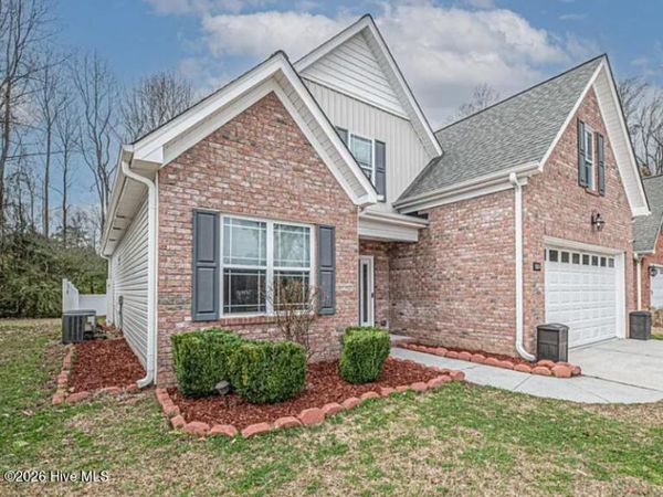 3884 Lochmere Drive , Winterville, NC 28590