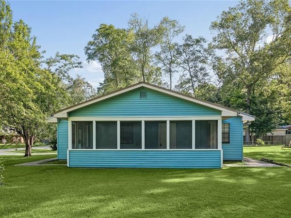 1349 CLAUSEL Street , Mandeville, LA 70448