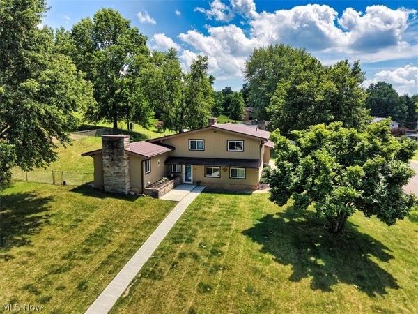 1601 Marion Drive , Coshocton, OH 43812