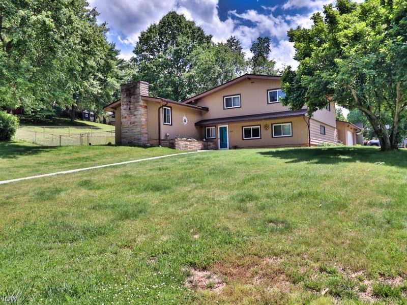 1601 Marion Drive, Coshocton, OH 43812 Photo 4