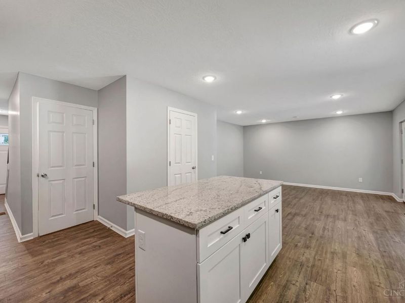 5143 Camargo Road, Cincinnati, OH 45227 Photo 8