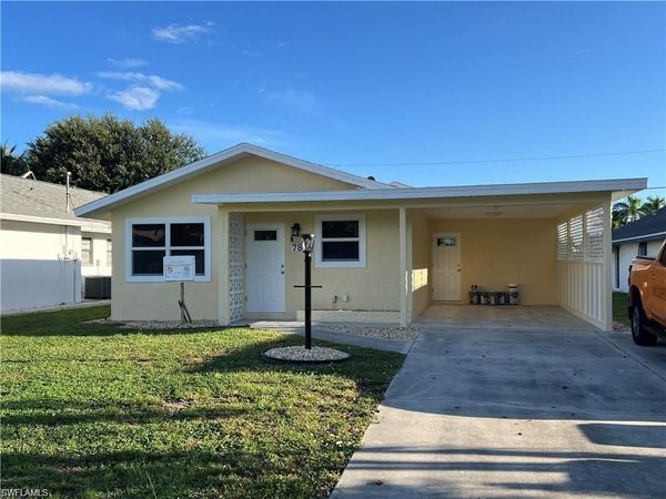 787 104th AVE N, NAPLES, FL 34108