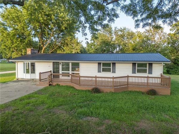 420 S 8th Street, Breckenridge, MO 64625