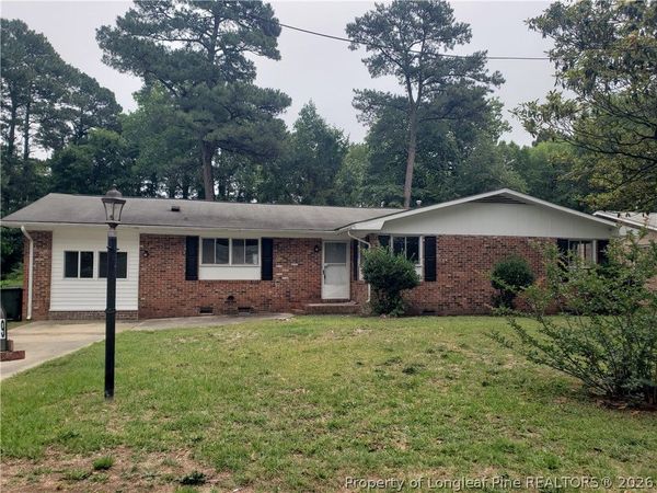 1939 Ashton Road , Fayetteville, NC 28304