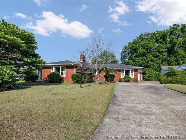 113 Star Hill Avenue , Fayetteville, NC 28303