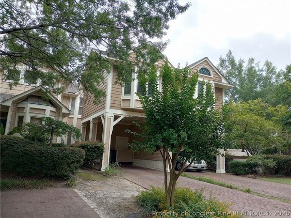 702 Marketview Court, Fayetteville, NC 28301