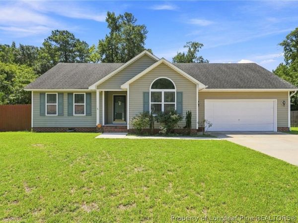5527 Ballentine Street, Hope Mills, NC 28348