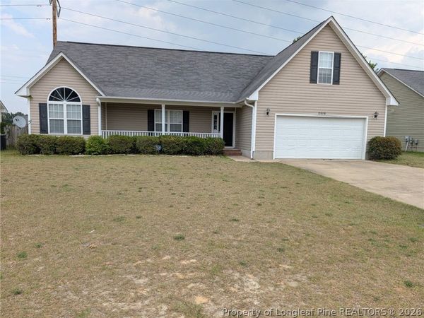 2519 Crumpler Drive , Hope Mills, NC 28348