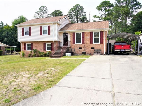 528 Carteret Place , Fayetteville, NC 28311