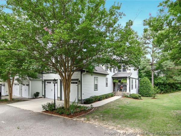 10 Falconridge Drive , Spring Lake, NC 28390