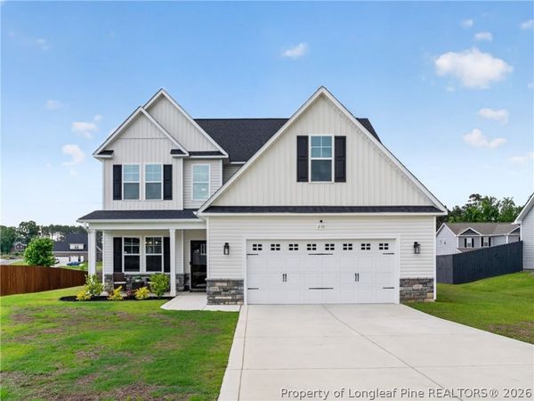 210 Leach Creek Drive, Raeford, NC 28376