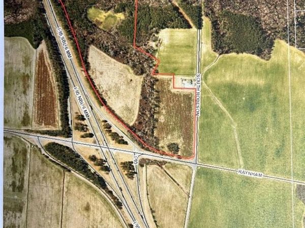 CORNER OF ROBESON AND RAYNHAM Road, Fairmont, NC 28340