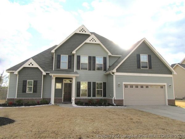 512 Rossendale Drive , Hope Mills, NC 28348