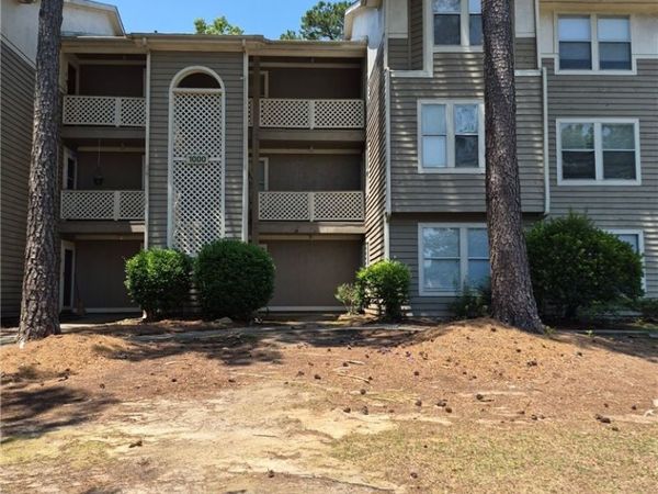 1000 Woodcreek Drive, Unit 3, Fayetteville, NC 28314