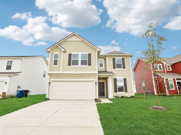 1854 Twelve Oaks Drive, Shelbyville, IN 46176