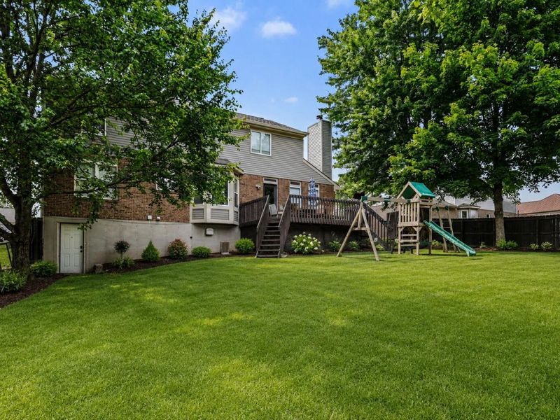 8116 Rose Petal Drive, Florence, KY 41042 Photo 2