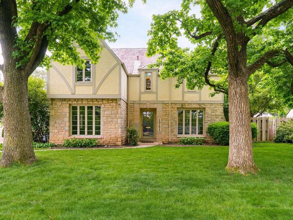 1741 Barrington Road , Columbus, OH 43221