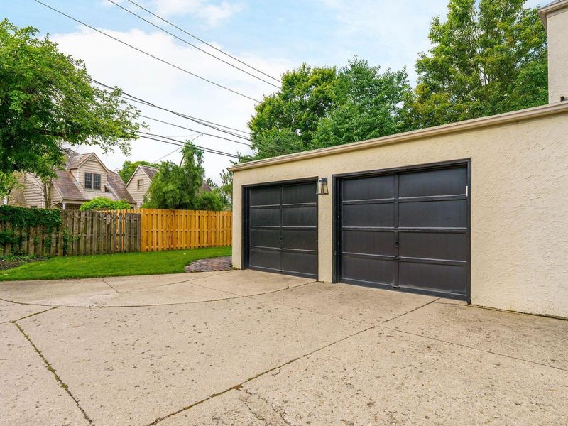 1741 Barrington Road, Upper Arlington, OH 43221 Photo 40