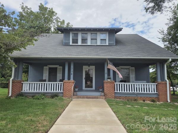 238 S Main Street , Davidson, NC 28036