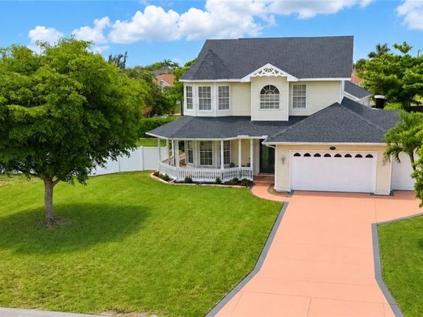3426 SW 7th LN, CAPE CORAL, FL 33991