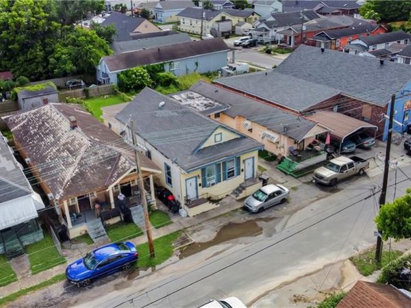 8626-28 BELFAST Street, New Orleans, LA 70118