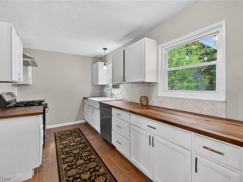 1169 Ranchland Drive , Mayfield Heights, OH 44124 Photo 9