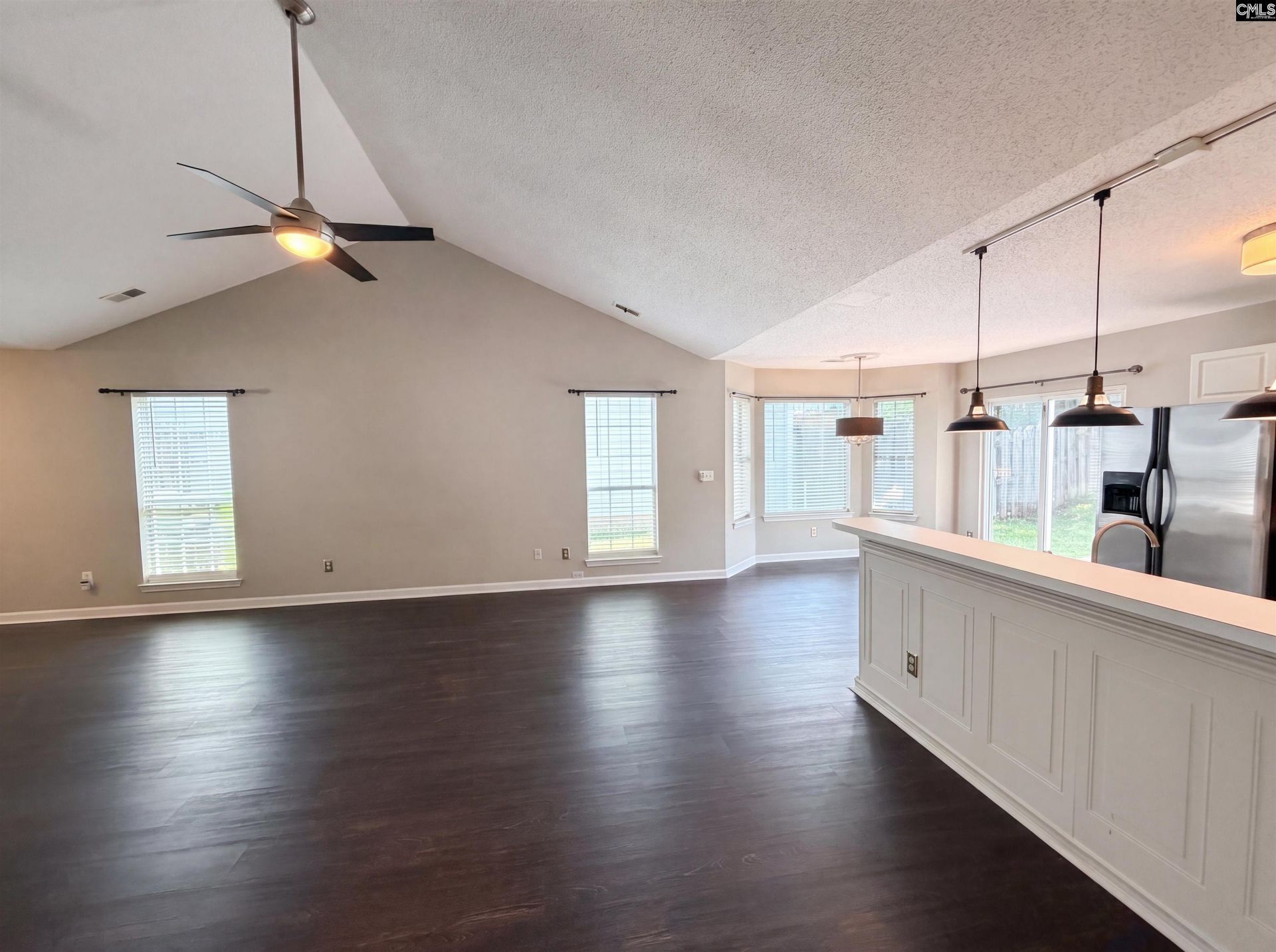 4 Bucktail Way  Photo 10