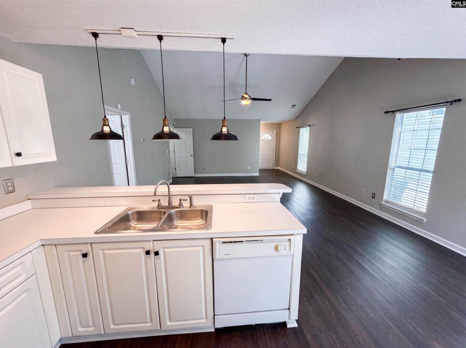4 Bucktail Way  Photo 13