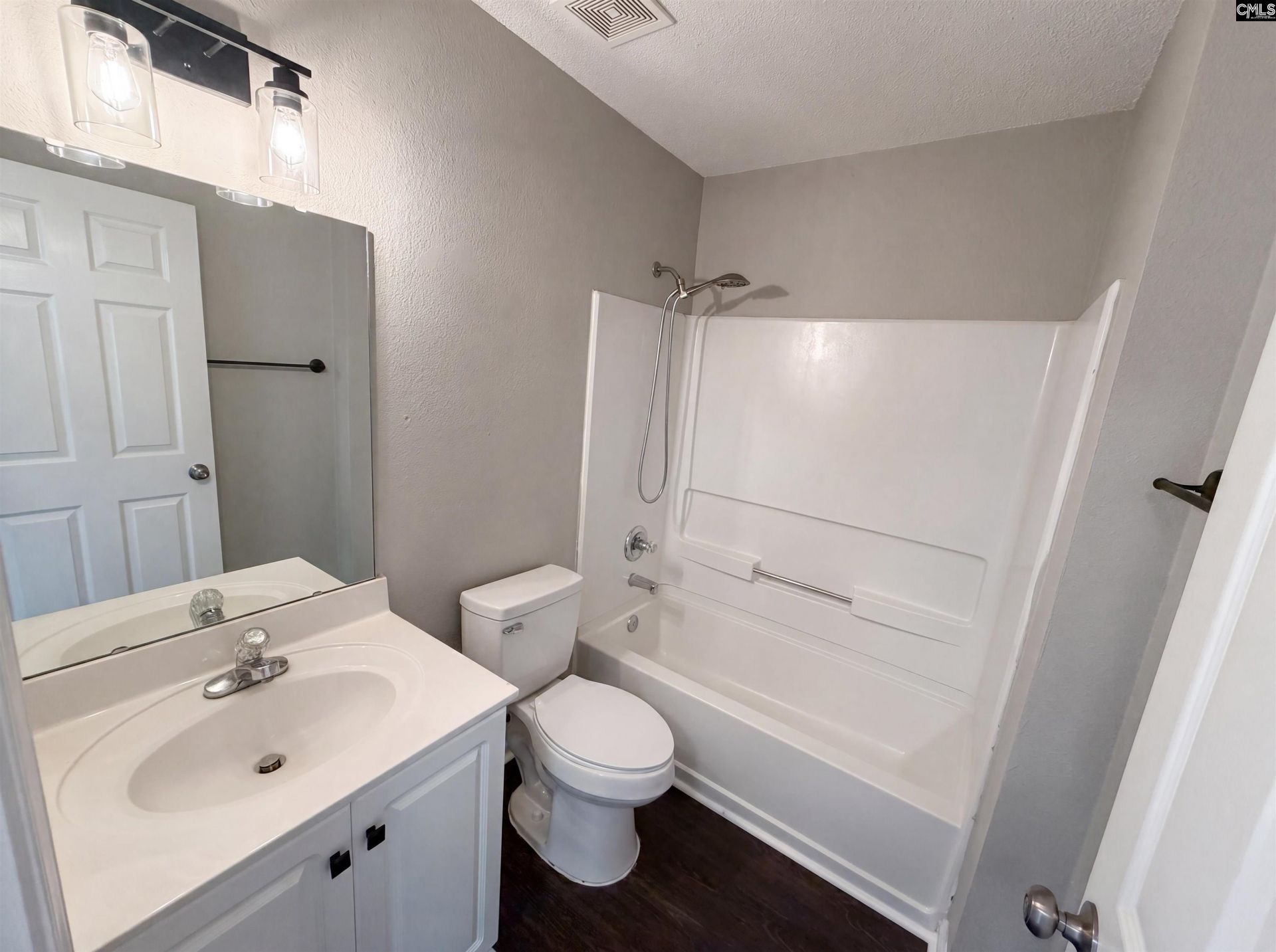 4 Bucktail Way  Photo 17