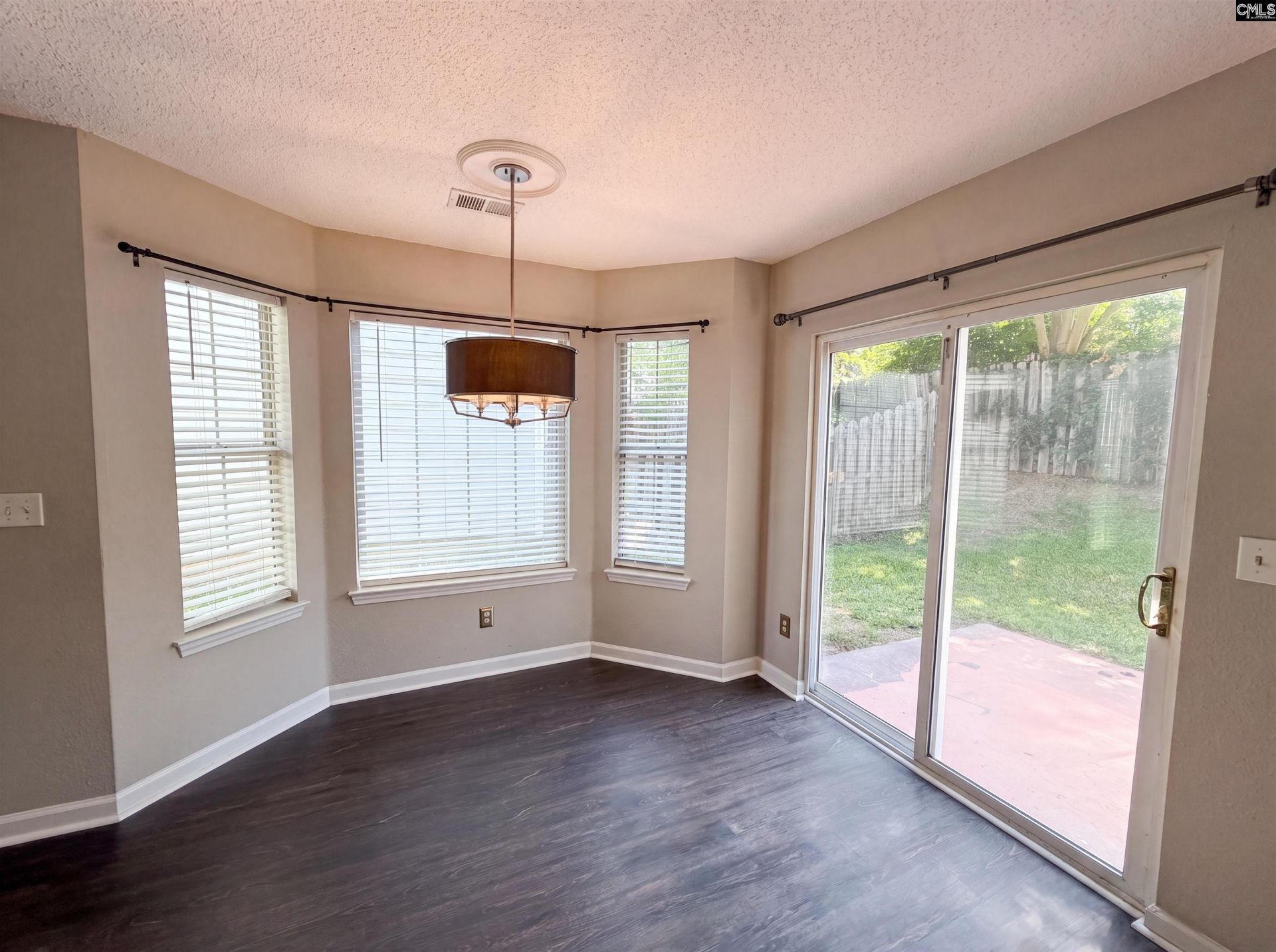 4 Bucktail Way  Photo 6