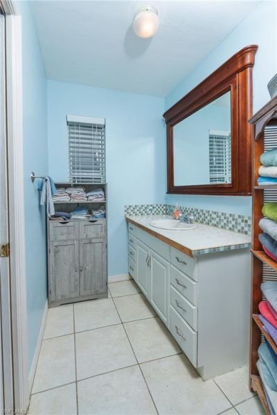 3330 4th Ave Se, Naples, FL 34117 Photo