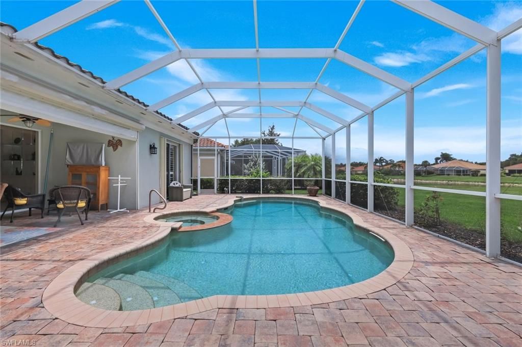 5855 Charlton Way , Naples, FL 34119 Photo