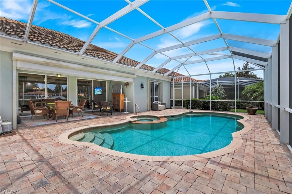 5855 Charlton Way , Naples, FL 34119 Photo