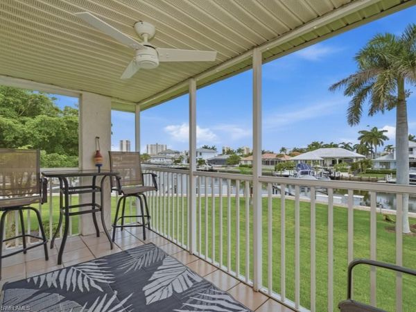 860 Panama CT, Unit 206, MARCO ISLAND, FL 34145