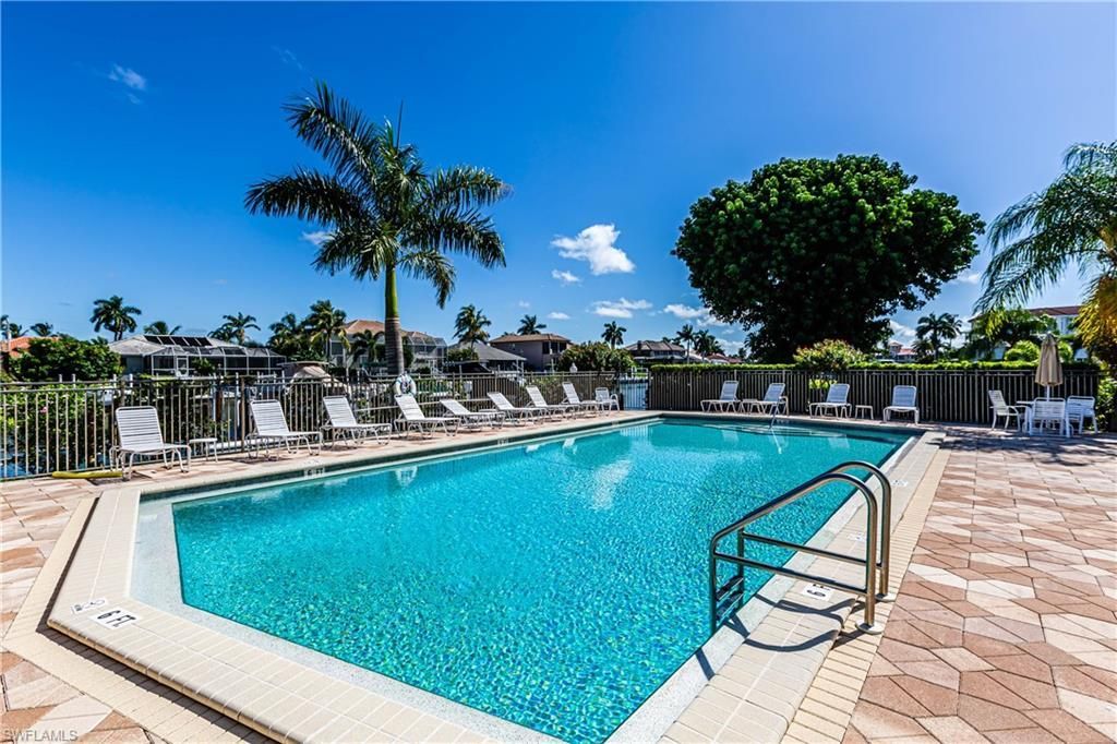 860 Panama Ct, Unit 206, Marco Island, FL 34145 Photo