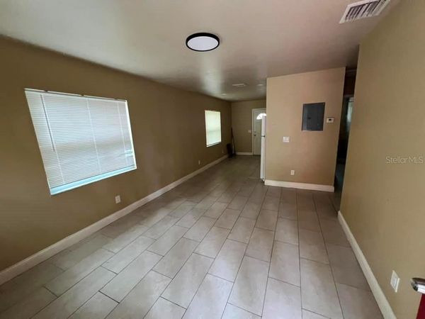 10106 N 10TH STREET , TAMPA, FL 33612