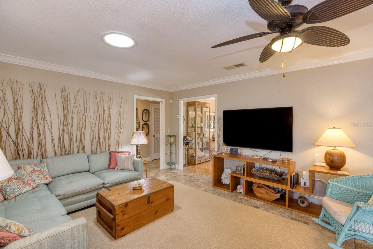 900 N Citrus Avenue, Howey in the Hills, FL 34737 Photo